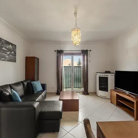 Sea Breeze Apartment
